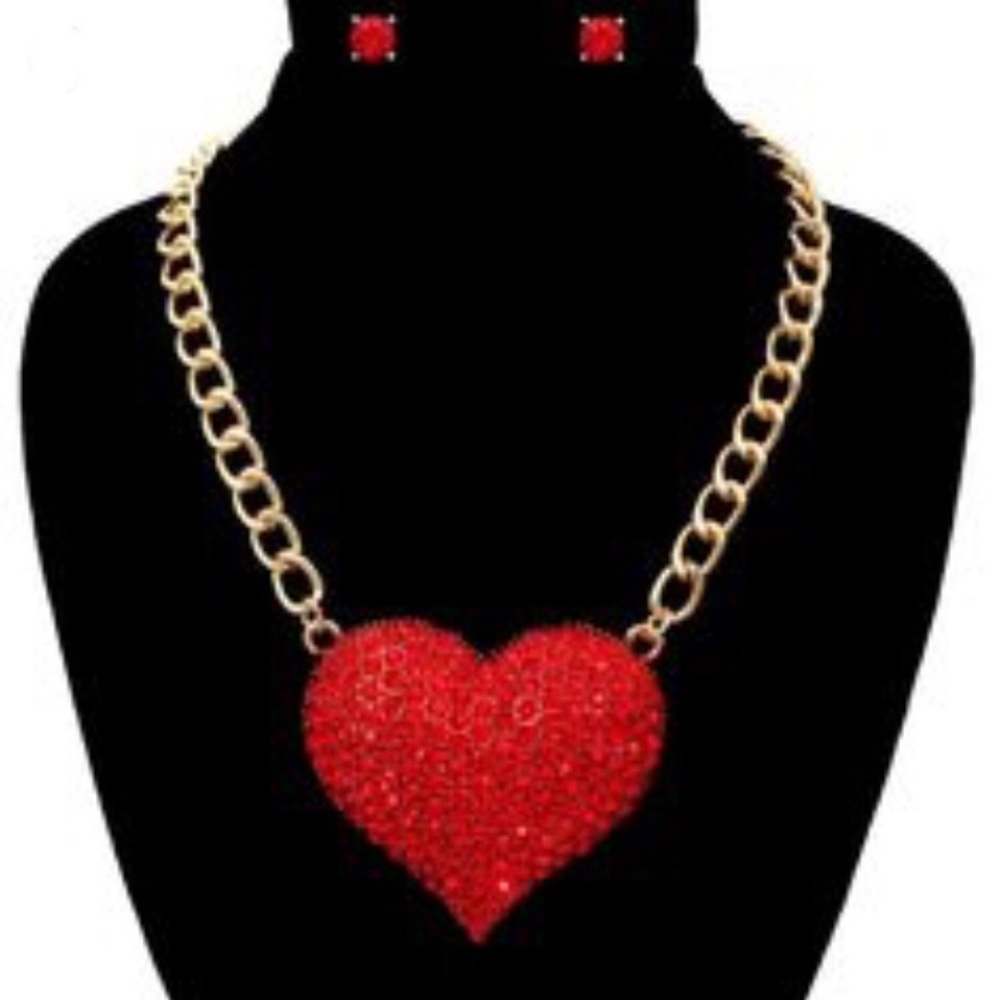 Oversized Heart Crystal Necklace Set